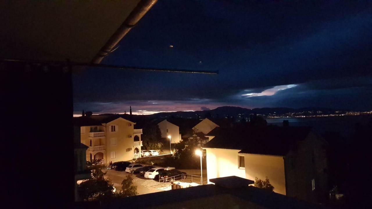 Apartment La God Малинска Экстерьер фото